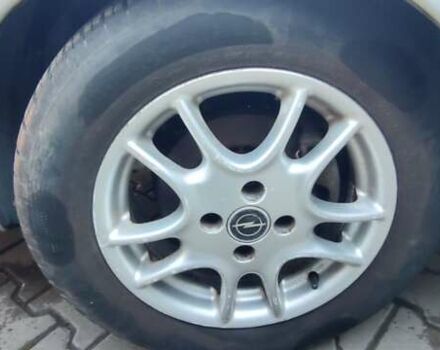 Сірий Опель Вектра, об'ємом двигуна 1.6 л та пробігом 257 тис. км за 2100 $, фото 3 на Automoto.ua