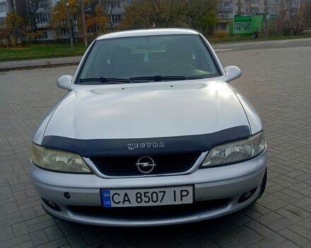 Серый Опель Вектра, объемом двигателя 1.8 л и пробегом 0 тыс. км за 2500 $, фото 1 на Automoto.ua