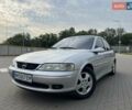 Сірий Опель Вектра, об'ємом двигуна 1.6 л та пробігом 230 тис. км за 4200 $, фото 2 на Automoto.ua