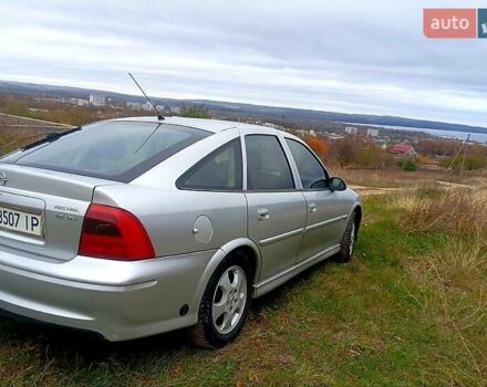 Серый Опель Вектра, объемом двигателя 1.8 л и пробегом 273 тыс. км за 2500 $, фото 12 на Automoto.ua