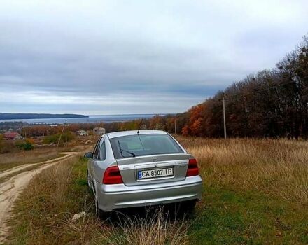 Серый Опель Вектра, объемом двигателя 1.8 л и пробегом 273 тыс. км за 2500 $, фото 1 на Automoto.ua