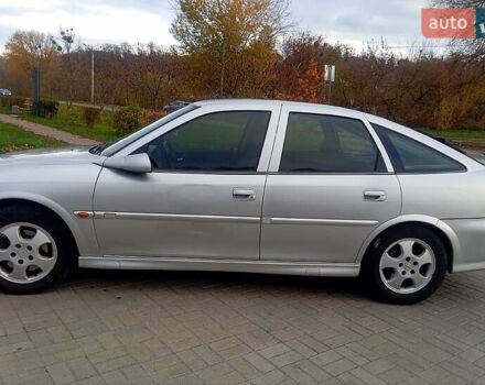 Серый Опель Вектра, объемом двигателя 1.8 л и пробегом 273 тыс. км за 2500 $, фото 6 на Automoto.ua