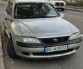 Серый Опель Вектра, объемом двигателя 2 л и пробегом 356 тыс. км за 2200 $, фото 1 на Automoto.ua