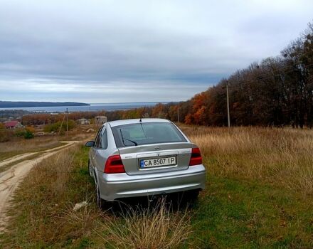 Серый Опель Вектра, объемом двигателя 1.8 л и пробегом 0 тыс. км за 2500 $, фото 2 на Automoto.ua