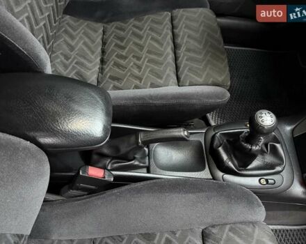 Сірий Опель Вектра, об'ємом двигуна 2 л та пробігом 217 тис. км за 4000 $, фото 21 на Automoto.ua