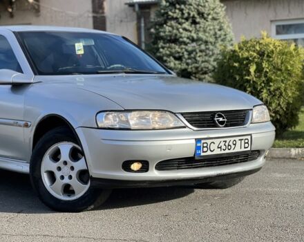 Опель Вектра 2000 в Жовкве на Automoto.ua Серый Опель Вектра, объемом двигателя 2 л и пробегом 240 тыс. км за 1999 $, фото 2 на Automoto.ua
