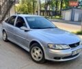 Серый Опель Вектра, объемом двигателя 2 л и пробегом 330 тыс. км за 3500 $, фото 1 на Automoto.ua