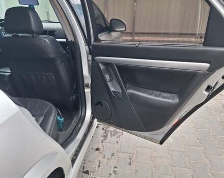 Опель Вектра 2002 у Тернополі на Automoto.ua Сірий Опель Вектра, об'ємом двигуна 3.18 л та пробігом 250 тис. км за 3700 $, фото 6 на Automoto.ua