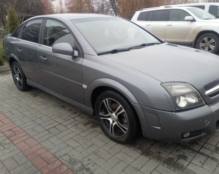 Серый Опель Вектра, объемом двигателя 2.2 л и пробегом 320 тыс. км за 4250 $, фото 2 на Automoto.ua