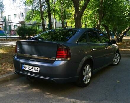 Серый Опель Вектра, объемом двигателя 2.2 л и пробегом 352 тыс. км за 5000 $, фото 1 на Automoto.ua