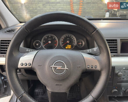 Серый Опель Вектра, объемом двигателя 2.2 л и пробегом 320 тыс. км за 4000 $, фото 12 на Automoto.ua