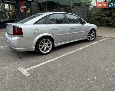 Серый Опель Вектра, объемом двигателя 2 л и пробегом 290 тыс. км за 5000 $, фото 4 на Automoto.ua