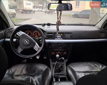 Серый Опель Вектра, объемом двигателя 2.17 л и пробегом 462 тыс. км за 4200 $, фото 8 на Automoto.ua