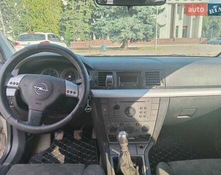 Серый Опель Вектра, объемом двигателя 2.17 л и пробегом 250 тыс. км за 3800 $, фото 6 на Automoto.ua