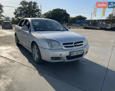 Серый Опель Вектра, объемом двигателя 2.21 л и пробегом 350 тыс. км за 4400 $, фото 1 на Automoto.ua