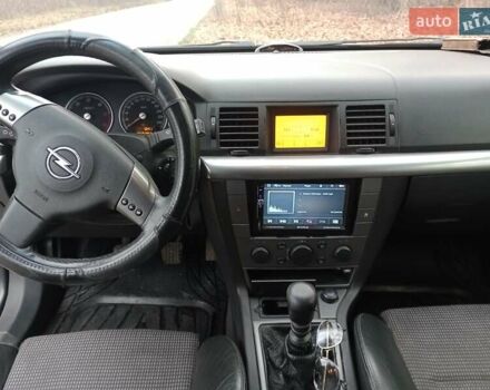 Серый Опель Вектра, объемом двигателя 2.2 л и пробегом 253 тыс. км за 5500 $, фото 12 на Automoto.ua