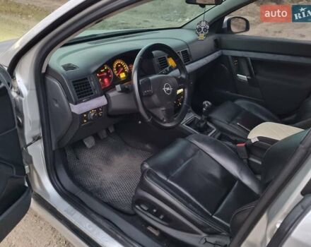 Опель Вектра 2003 в Николаеве на Automoto.ua Серый Опель Вектра, объемом двигателя 2.17 л и пробегом 344 тыс. км за 4200 $, фото 13 на Automoto.ua