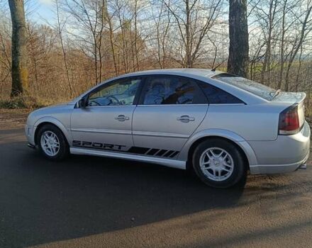 Серый Опель Вектра, объемом двигателя 2.2 л и пробегом 326 тыс. км за 2999 $, фото 3 на Automoto.ua