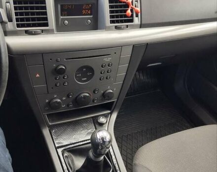 Опель Вектра 2003 в Мостисках на Automoto.ua Серый Опель Вектра, объемом двигателя 2.2 л и пробегом 228 тыс. км за 3000 $, фото 1 на Automoto.ua