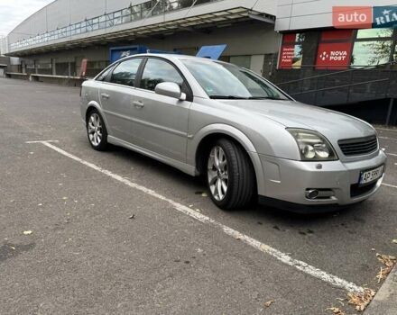 Серый Опель Вектра, объемом двигателя 2 л и пробегом 290 тыс. км за 5000 $, фото 3 на Automoto.ua