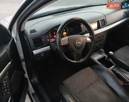 Сірий Опель Вектра, об'ємом двигуна 2.2 л та пробігом 320 тис. км за 4800 $, фото 9 на Automoto.ua
