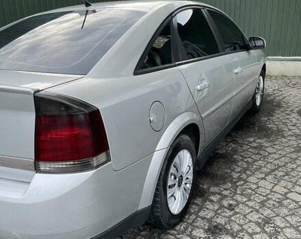 Сірий Опель Вектра, об'ємом двигуна 2.2 л та пробігом 400 тис. км за 4200 $, фото 1 на Automoto.ua