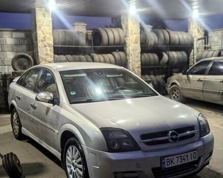 Опель Вектра 2004 у Рівному на Automoto.ua Сірий Опель Вектра, об'ємом двигуна 2.2 л та пробігом 244 тис. км за 2800 $, фото 1 на Automoto.ua