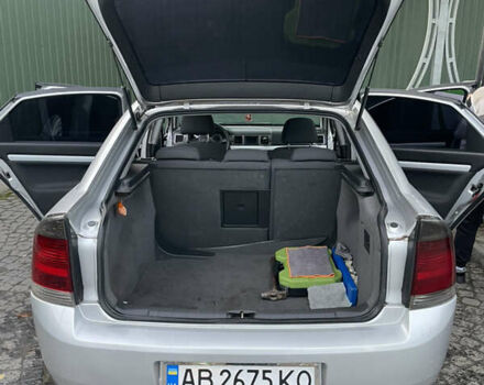 Сірий Опель Вектра, об'ємом двигуна 2.2 л та пробігом 400 тис. км за 4200 $, фото 16 на Automoto.ua