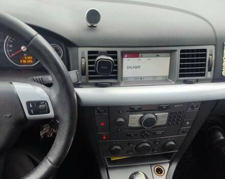 Серый Опель Вектра, объемом двигателя 1.9 л и пробегом 376 тыс. км за 4500 $, фото 6 на Automoto.ua