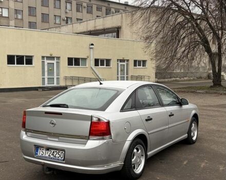 Серый Опель Вектра, объемом двигателя 2.2 л и пробегом 300 тыс. км за 2650 $, фото 4 на Automoto.ua