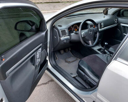 Сірий Опель Вектра, об'ємом двигуна 2.2 л та пробігом 196 тис. км за 6500 $, фото 9 на Automoto.ua