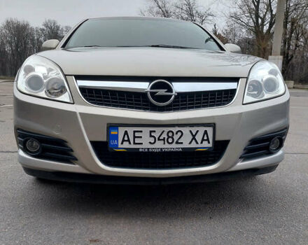 Сірий Опель Вектра, об'ємом двигуна 2.2 л та пробігом 196 тис. км за 6500 $, фото 1 на Automoto.ua