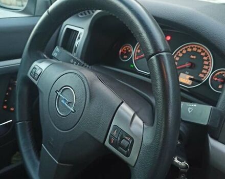 Серый Опель Вектра, объемом двигателя 1.8 л и пробегом 210 тыс. км за 5200 $, фото 40 на Automoto.ua