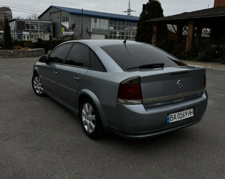 Серый Опель Вектра, объемом двигателя 1.8 л и пробегом 360 тыс. км за 4200 $, фото 2 на Automoto.ua