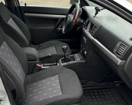 Серый Опель Вектра, объемом двигателя 2.2 л и пробегом 300 тыс. км за 2650 $, фото 12 на Automoto.ua