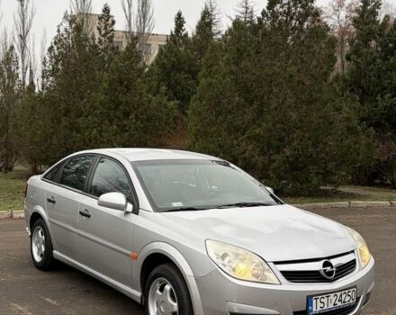 Серый Опель Вектра, объемом двигателя 2.2 л и пробегом 300 тыс. км за 2650 $, фото 2 на Automoto.ua