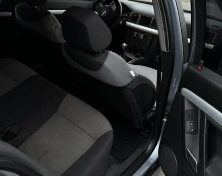 Серый Опель Вектра, объемом двигателя 1.8 л и пробегом 360 тыс. км за 4200 $, фото 6 на Automoto.ua