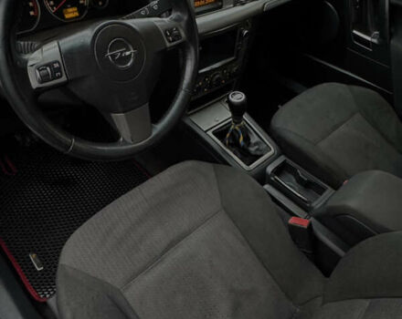 Серый Опель Вектра, объемом двигателя 1.8 л и пробегом 300 тыс. км за 5200 $, фото 10 на Automoto.ua