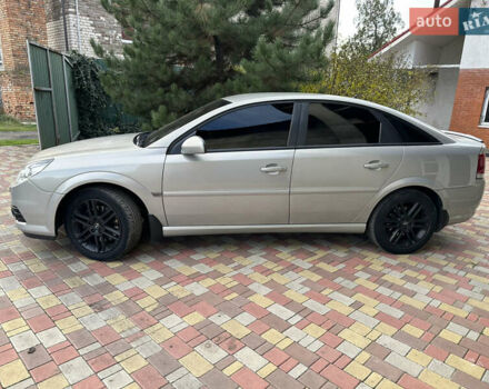 Серый Опель Вектра, объемом двигателя 2.8 л и пробегом 185 тыс. км за 7200 $, фото 5 на Automoto.ua