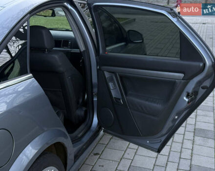 Серый Опель Вектра, объемом двигателя 2.79 л и пробегом 176 тыс. км за 4900 $, фото 18 на Automoto.ua