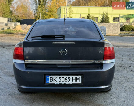 Серый Опель Вектра, объемом двигателя 1.9 л и пробегом 336 тыс. км за 4750 $, фото 7 на Automoto.ua
