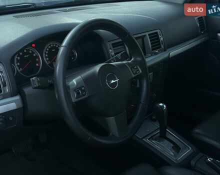 Серый Опель Вектра, объемом двигателя 2.79 л и пробегом 176 тыс. км за 4900 $, фото 16 на Automoto.ua