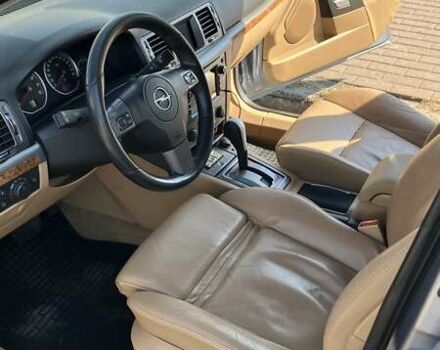 Серый Опель Вектра, объемом двигателя 2.8 л и пробегом 324 тыс. км за 6000 $, фото 8 на Automoto.ua