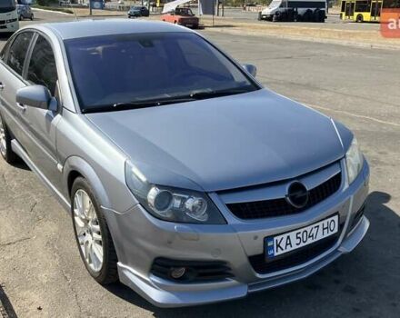 Серый Опель Вектра, объемом двигателя 2.8 л и пробегом 324 тыс. км за 6000 $, фото 2 на Automoto.ua