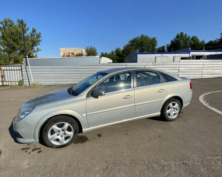 Сірий Опель Вектра, об'ємом двигуна 1.8 л та пробігом 219 тис. км за 5500 $, фото 1 на Automoto.ua