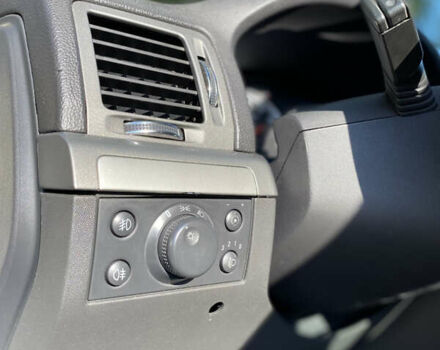 Сірий Опель Вектра, об'ємом двигуна 1.8 л та пробігом 219 тис. км за 5500 $, фото 10 на Automoto.ua