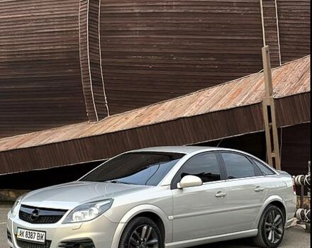 Серый Опель Вектра, объемом двигателя 2.2 л и пробегом 250 тыс. км за 7200 $, фото 4 на Automoto.ua