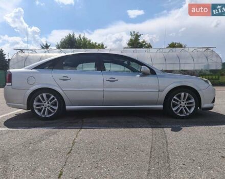 Серый Опель Вектра, объемом двигателя 1.91 л и пробегом 236 тыс. км за 6450 $, фото 4 на Automoto.ua