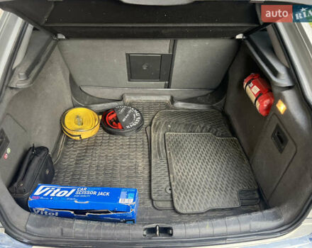 Серый Опель Вектра, объемом двигателя 2.2 л и пробегом 234 тыс. км за 6400 $, фото 13 на Automoto.ua