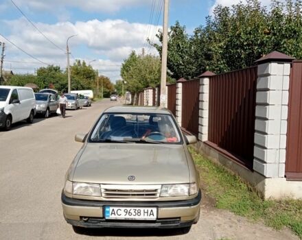 Сірий Опель Вектра, об'ємом двигуна 1.6 л та пробігом 440 тис. км за 1100 $, фото 1 на Automoto.ua